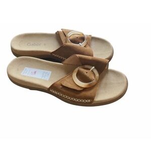 NIB Gabor Soft Nubuk Brandy Sz
40 US 9 Buckle Flat Women's Sandals Sells $155